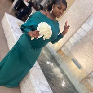 Meet your Posher, Crystal